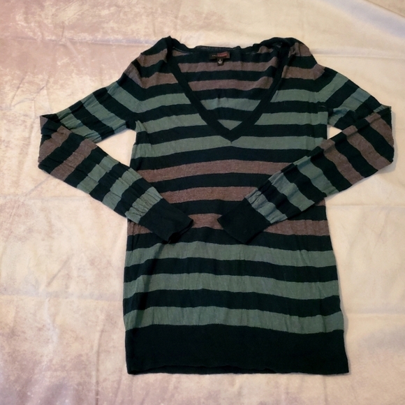 The Limited Green and Blue Sweater - Picture 4 of 8